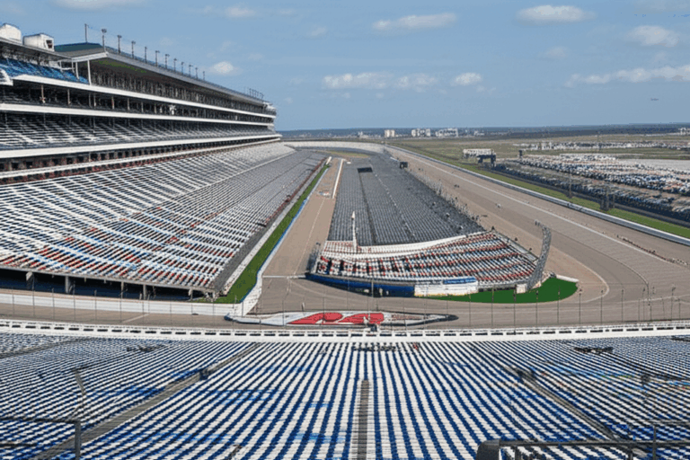 How Big Is Charlotte Motor Speedway Unpacking Its True Scale and Dimensions